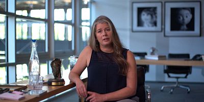 Cartel de Inspired: Jessica Heidt, Who Gets All The Lines?