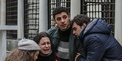 Cartel de Kardeşlerim 1.Bölüm