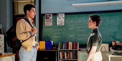 Cartel de A Pager, a Club and a Cranky Bag of Wrinkles