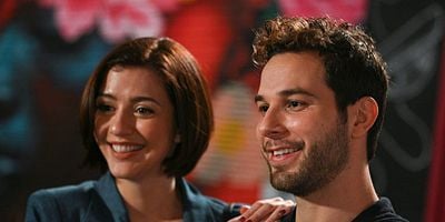 Cartel de Zoey's Extraordinary Mystery