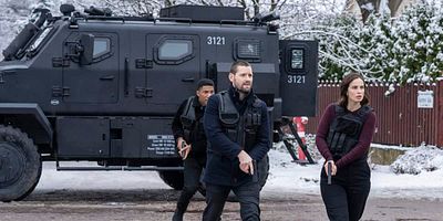 Cartel de Close to the Sun