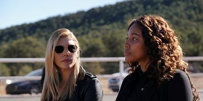 Cartel de Trust Issues