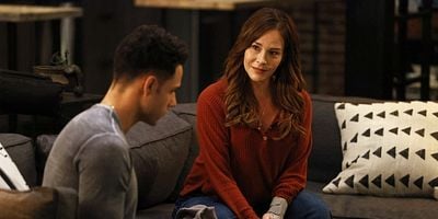 Cartel de Negative Space