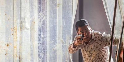 Cartel de Close To Home