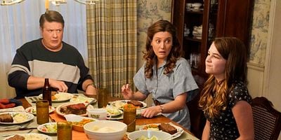 Cartel de Uncle Sheldon and a Hormonal Firecracker