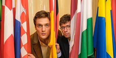 Cartel de Top Jobs Magic Circus