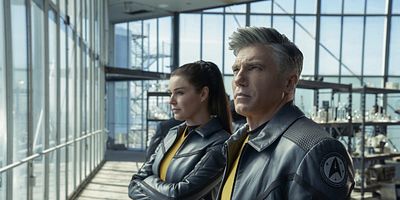 Cartel de Ghosts of Illyria