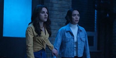 Cartel de Keep It Dark