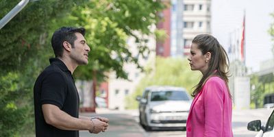 Cartel de Camdaki Kız 45.Bölüm