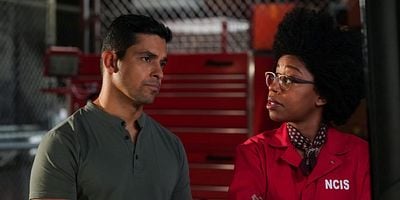 Cartel de Daddy Issues