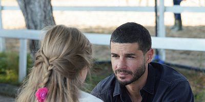 Cartel de Bir Küçük Gün Işığı 10.Bölüm