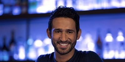 Cartel de Future Starts Today