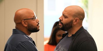 Cartel de Wine & Neighbors