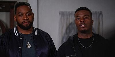 Cartel de United in Grief