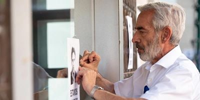 Cartel de María. La rebeldía