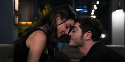 Cartel de Bambaşka Biri 10.Bölüm