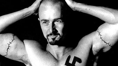 Poco se habla de que, en solo tres años, este actor estrenó tres de las mejores películas de finales de los 90 noticias imagen