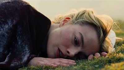 No, 'Cumbres Borrascosas' no es la nueva 'Titanic': Una película gamberra y deliciosa que se pasa por el forro el libro de Emily Brontë noticias imagen