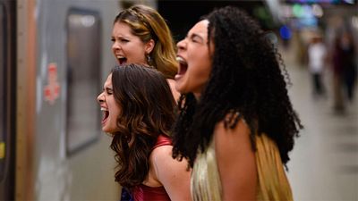 Si te gusta 'Emily in Paris' tienes que ver esta serie que es mucho mejor: muchos no la conocen pero su puntuación es prácticamente perfecta noticias imagen