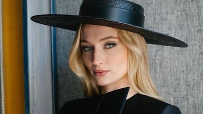 Sophie Turner ya tiene disfraz de Hallowe'en y pasa del truco o trato. Ella pregunta qué pastilla quieres noticias imagen