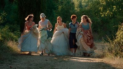 "Una película para las actrices que amo": Así es el debut en la dirección de Itsaso Arana con 'Las chicas están bien' noticias imagen