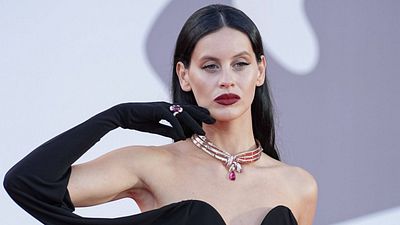 Desde Sydney Sweeney hasta Milena Smit, nuestras favoritas sobre la alfombra roja del Festival de Venecia noticias imagen