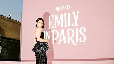 Lily Collins tiene claro cuál es su "look" favorito de todos los tiempos en 'Emily in Paris'