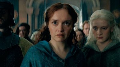 Olivia Cooke de 'La Casa del Dragón' me ha contado que habrá “muchas consecuencias” tras el final del episodio 2 de la temporada 3 noticias imagen