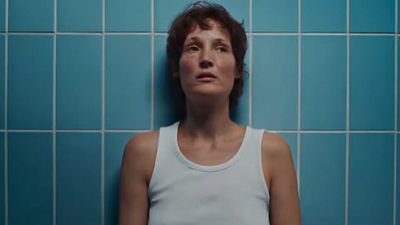 Vicky Krieps: "Vivimos en un mundo donde es casi imposible ser verdaderamente libre, independiente y honesto" noticias imagen