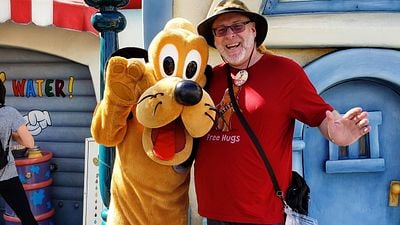 El hombre que visitó Disneyland cada día durante 2995 días consecutivos noticias imagen