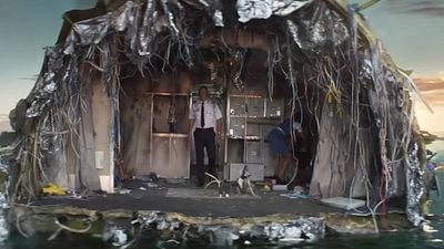 "No es 'Tiburón', pero los adictos al cine de tiburones habrán visto cosas mucho peores": solo 2 semanas para el estreno de la terrorífica película de supervivencia noticias imagen