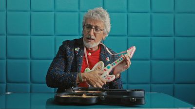 Hace 17 años, RTVE tuvo la misión de "reflotar Eurovisión" en España y lo consiguió con el personaje que "estaba destinado a morir" noticias imagen