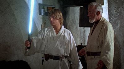 Cuando rodaban 'Star Wars' no tenían ni un duro. Por eso los sables láser se crearon a partir de un objeto de lo más inesperado noticias imagen