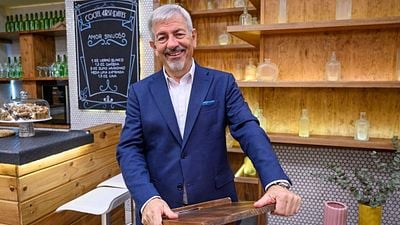 Antes de ser uno de los presentadores estrella de la televisión, Carlos Sobera protagonizó esta exitosa serie de los 90 noticias imagen