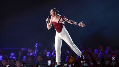 Blanca Paloma conquista España con su 'Eaea' y gana el 'Benidorm Fest 2023'