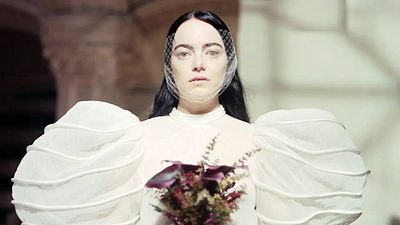 'Pobres criaturas' ya nos la jugó con su primera imagen: El mensaje escondido en la cara de Emma Stone noticias imagen