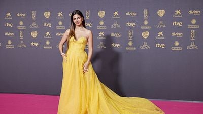 Las zapatillas Converse que llevó Sara Sálamo a los Goya y que querrás para tu armario: las vas a usar 24/7 y están superrebajadas noticias imagen