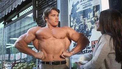 Hace 56 años debutó con el nombre de Arnold Strong en una de las peores películas de la historia. Ahora es el actor de acción más conocido de la historia del cine. ¿Le reconoces? noticias imagen