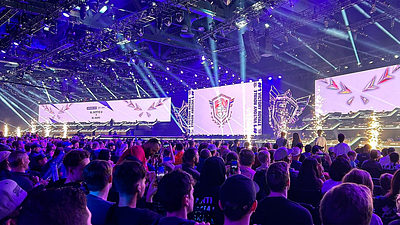 Recorrió 6.500 kilómetros para ganar y le echaron al llegar: un popular jugador de Fortnite, inesperado protagonista del torneo de la FNCS noticias imagen