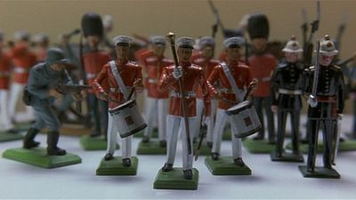 Sólo dura hora y media, está en ‘streaming’ y es el sorprendente debut de uno de los cineastas de más culto noticias imagen