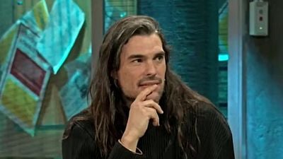 Oliver Laxe analiza en 'La Revuelta' a sus rivales en los Oscar: "Si presentan un zapato votan todos" noticias imagen