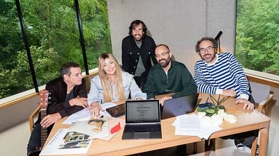 Las canciones de La oreja de Van Gogh dan el salto al cine: 'Puedes contar conmigo', una película romántico musical del director de 'Tres metros sobre el cielo' noticias imagen