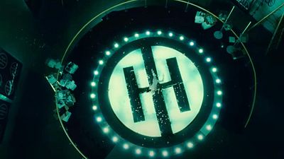 "Empezamos a rodar y el guion no estaba terminado": El director de una de las peores películas de superhéroes revela qué ocurrió tras las cámaras noticias imagen