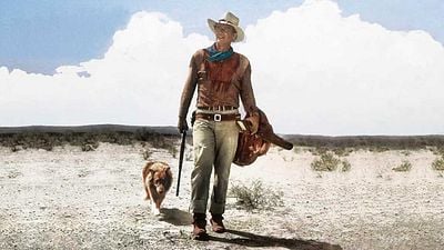 Geraldine Page, actriz de 'Hondo': "John Wayne empezó a preocuparse por los mexicanos porque estaban acampados pasando frío. Pasó el resto de la noche con ellos" noticias imagen