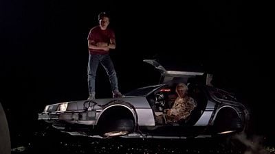 Regreso al futuro II' nunca dejó que nos creyéramos la magia del Delorean: muestra hasta 3 veces el mecanismo que lo hacía posible noticias imagen