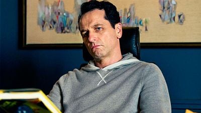 Matthew Rhys casi deja de la actuación para unirse al ejército, pero ahora ha hecho historia en los Emmy 2026 noticias imagen