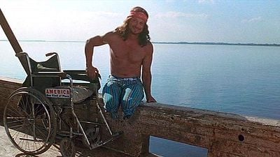 He tardado más de tres décadas en pillar este comentario del Teniente Dan, el mejor guiño oculto de 'Forrest Gump' noticias imagen