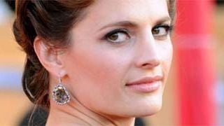 Los regalos espeluznantes que recibe Stana Katic por su papel en 'Castle' noticias imagen