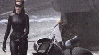 'El caballero oscuro. La leyenda renace': imágenes de Catwoman y Batman noticias imagen