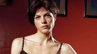 Selma Blair protagonizará 'Anger Management' junto a Charlie Sheen noticias imagen